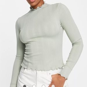 lettuce hem long sleeve top